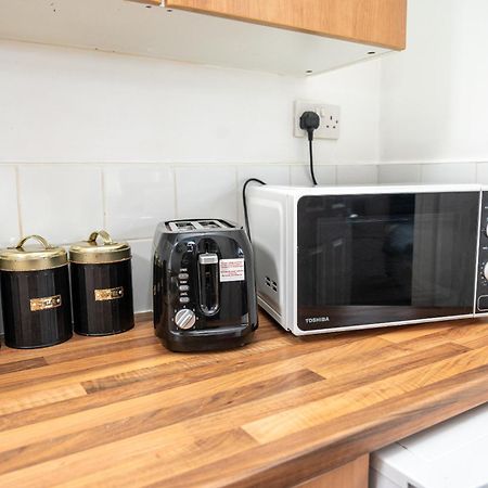 Bvapartments Deighton ฮัดเดอร์สฟิลด์ ภายนอก รูปภาพ